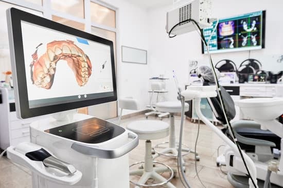 A monitor showing the transformation of the oral cavity post the treatment. It is one of the Google Post Ideas for Dental Clinic